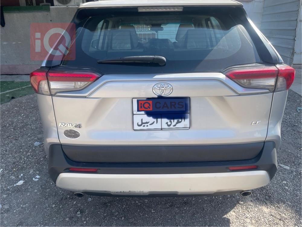 تويوتا راف 4